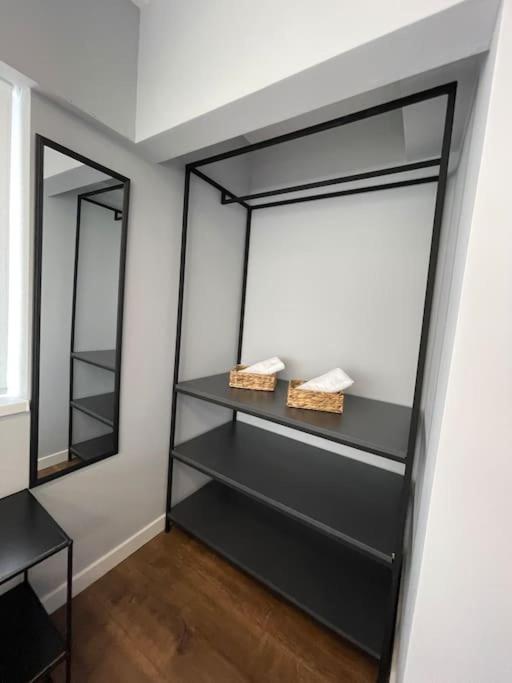 Appartamento Voyage Penthouse Tirana Esterno foto